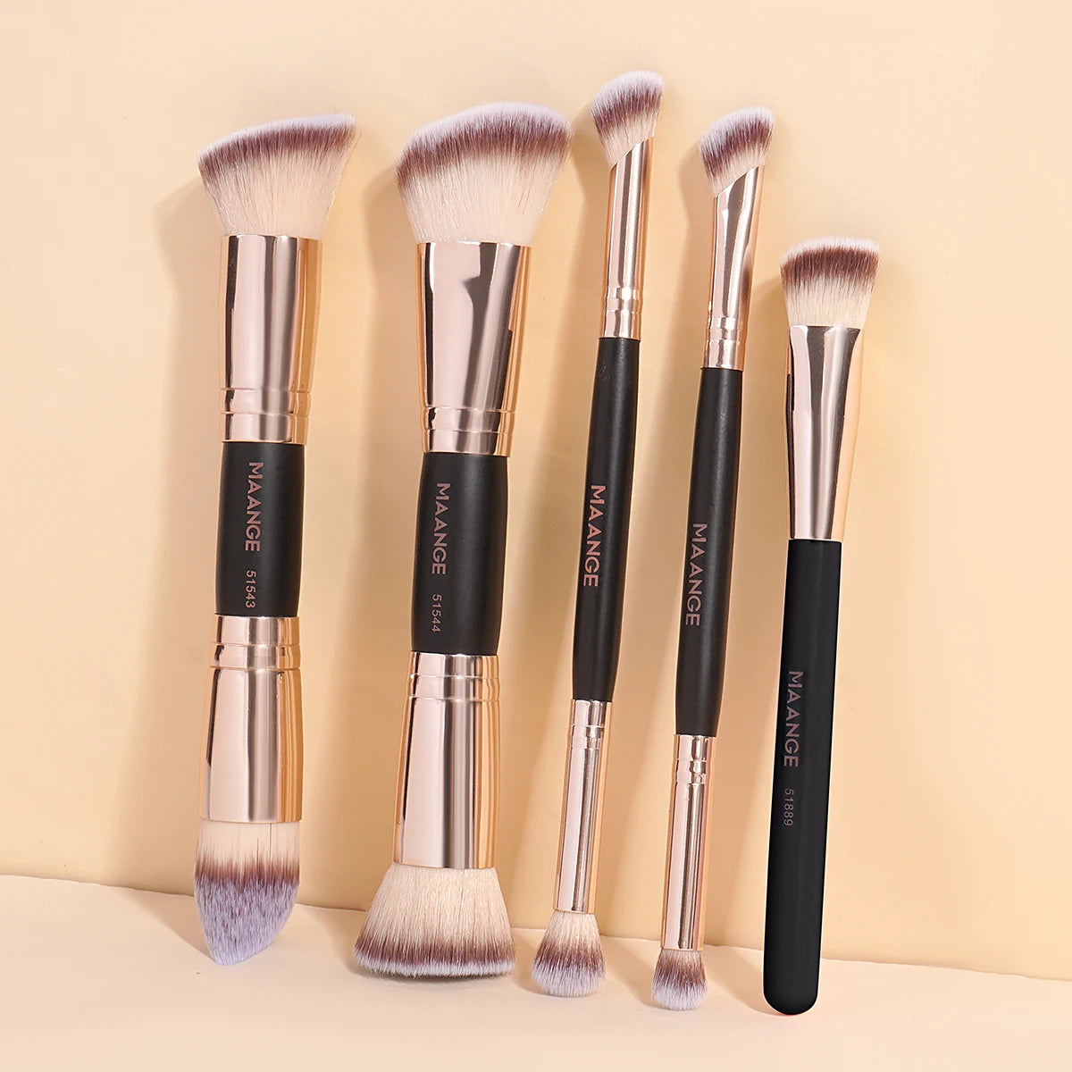 MAANGE Set de 5 brochas de maquillaje: incluye brochas para base, rubor, corrector y sombras de ojos. Kit multifuncional de brochas profesionales para maquillaje.