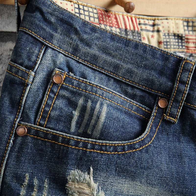Pantalones cortos vaqueros rotos para hombre 2025, nueva moda de verano, estilo casual, corte ajustado (Slim Fit), diseño retro desgastado, shorts de mezclilla de marca para hombre.
