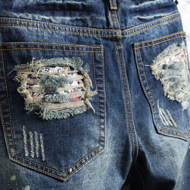 Pantalones cortos vaqueros rotos para hombre 2025, nueva moda de verano, estilo casual, corte ajustado (Slim Fit), diseño retro desgastado, shorts de mezclilla de marca para hombre.