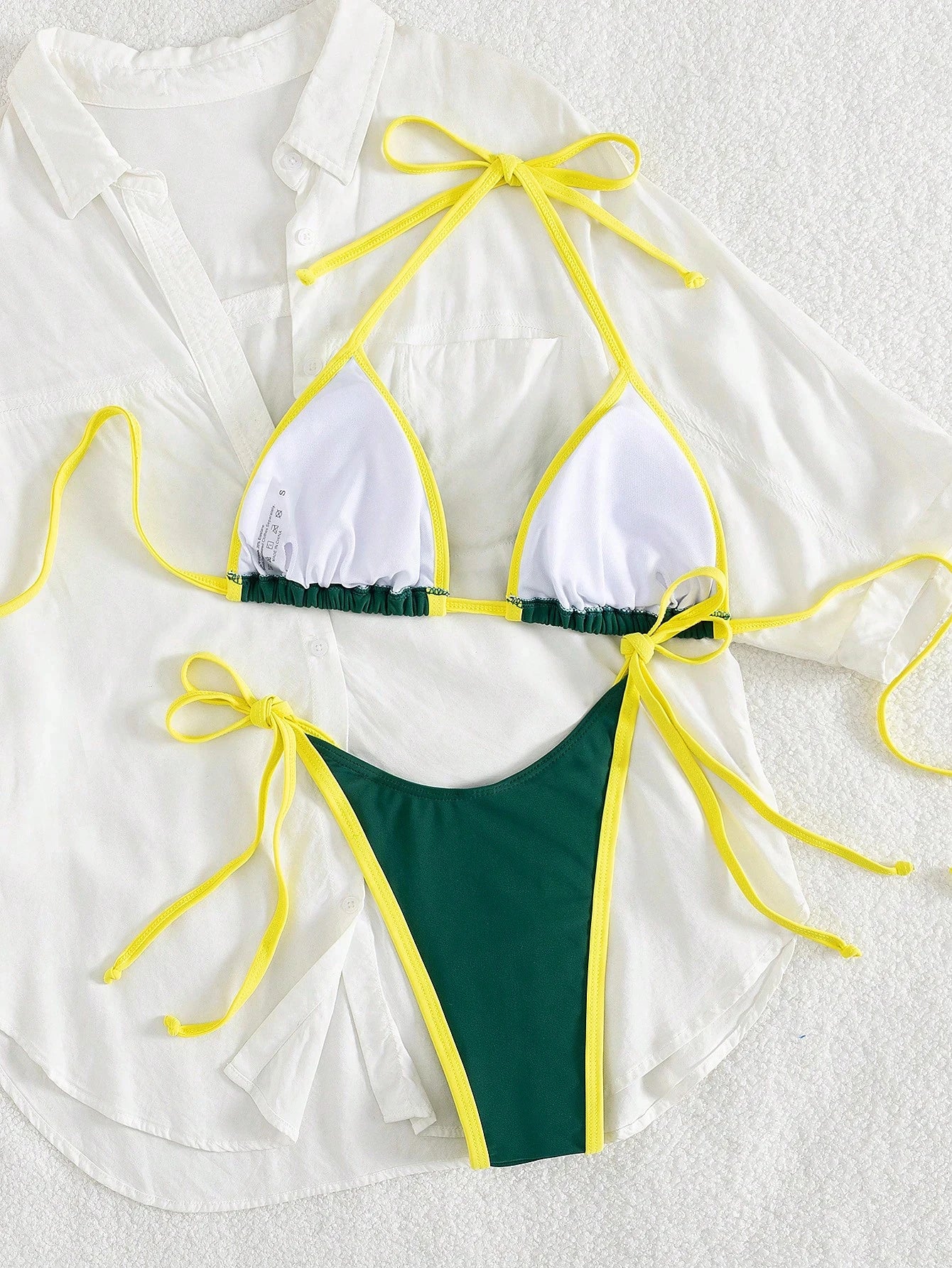 Bikini de dos piezas para mujer 2026 con diseño sexy de bloques de color. Conjunto de micro bikini con tanga mini, moderno y llamativo, ideal para la playa, la piscina, vacaciones y días de verano.