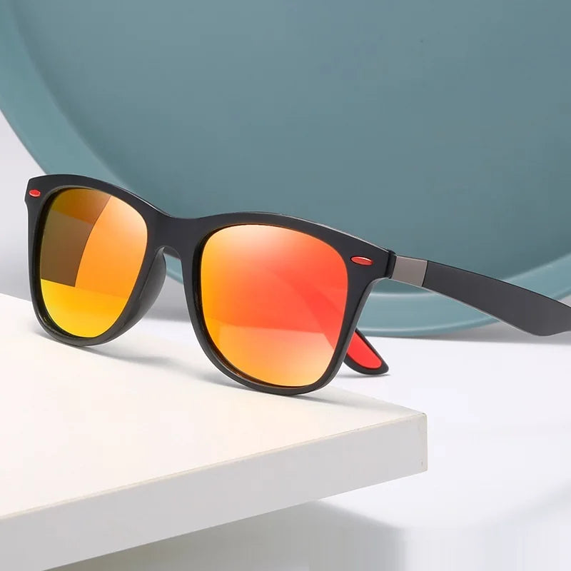 Gafas de sol retro para hombre y mujer, estilo deportivo y vintage. Ideales para conducir, actividades al aire libre y uso diario. Diseño moderno con protección UV400 para una máxima protección contra los rayos solares.