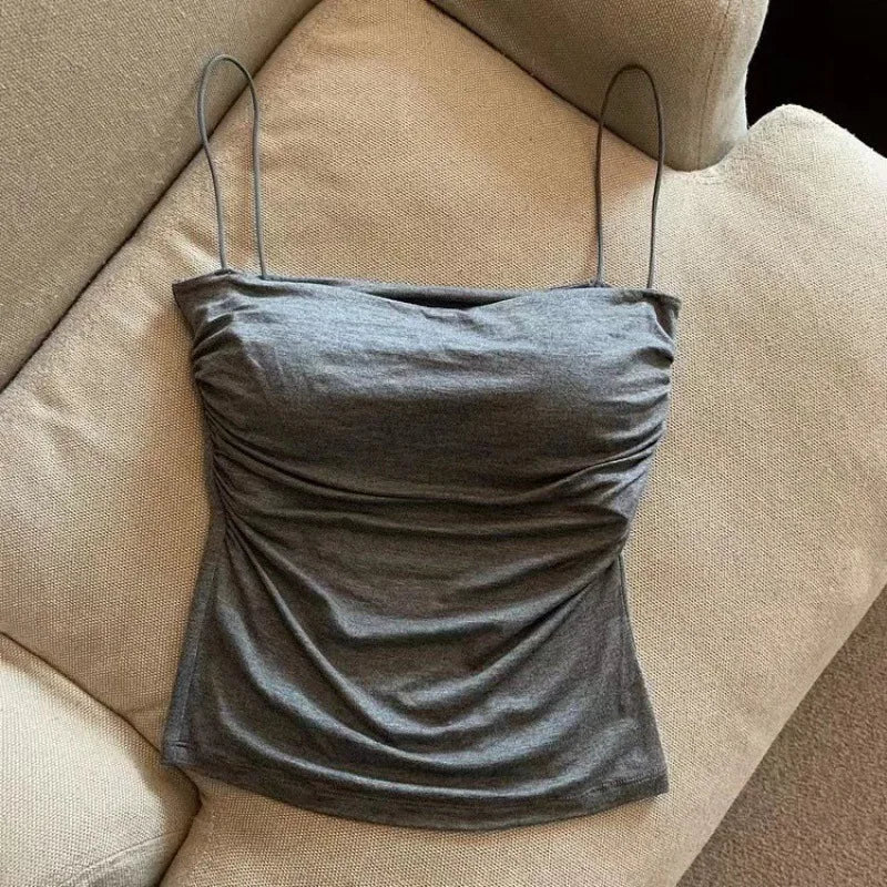 Top halter para mujer con sujetador integrado y tejido elástico. Ideal para la playa, el uso diario y looks casuales. Diseño de verano inspirado en la moda coreana, cómodo, moderno y en tendencia.