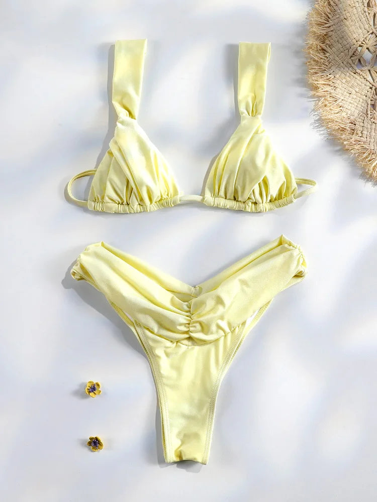Conjunto de bikini sexy para mujer con diseño de pliegues y color liso. Bikini de triángulo con estilo micro, moderno y favorecedor, ideal para la playa, la piscina, vacaciones y días de verano.