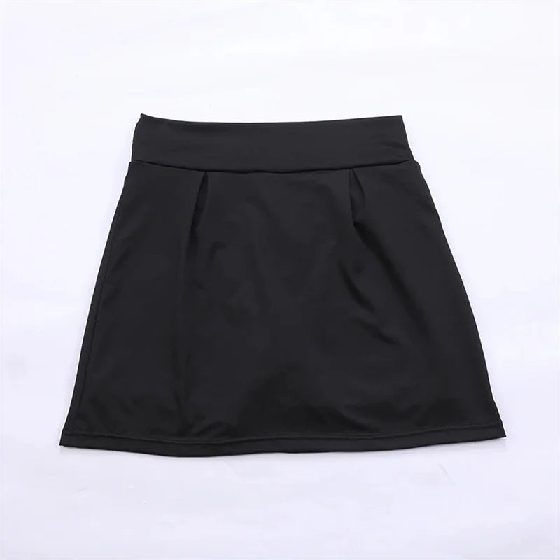 Minifalda de cintura alta con shorts integrados y tejido de secado rápido. Ideal para tenis, fitness, baile y actividades deportivas, combinando comodidad, estilo y libertad de movimiento.